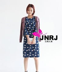 服裝批發(fā)市場(chǎng)全解析 從品牌折扣到外貿(mào)韓版，打造您的服裝生意版圖